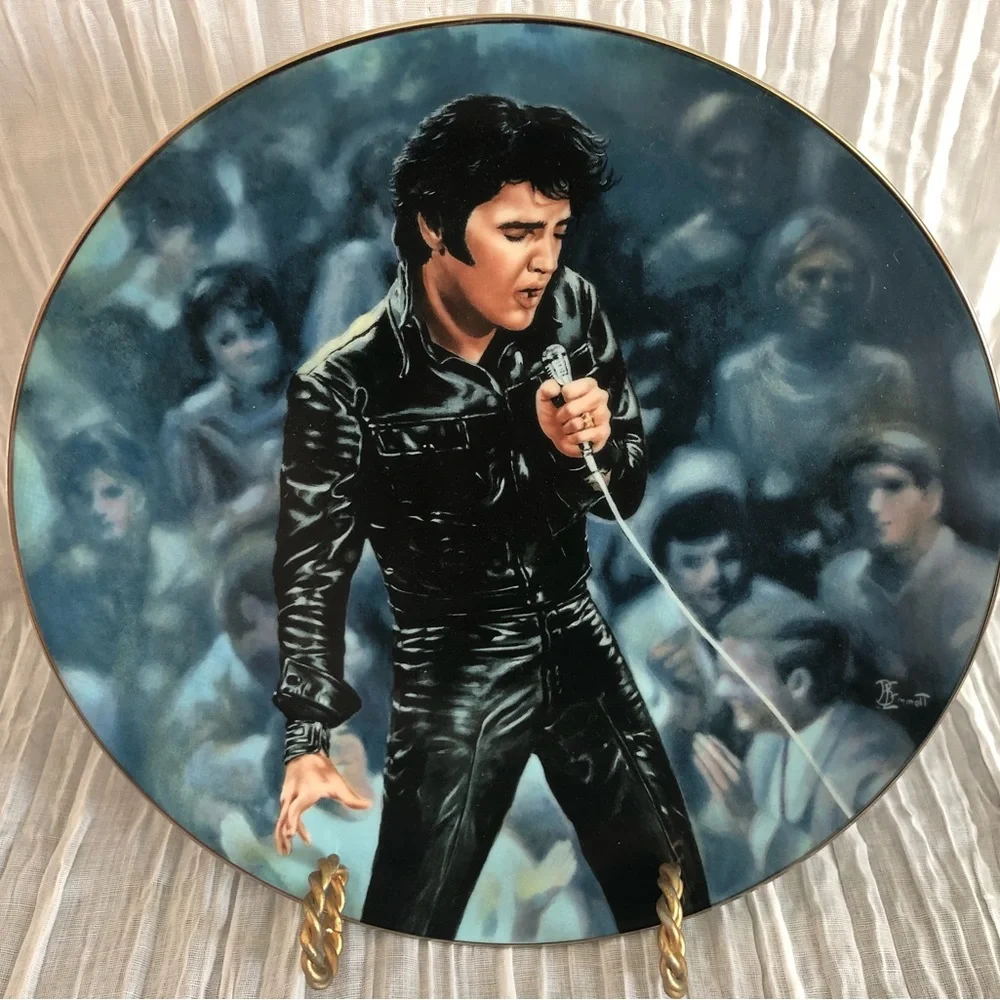 ELVIS PRESLEY COLLECTORS PLATE '68 Comeback Special number 1658, w/COA - Picture 1 of 10